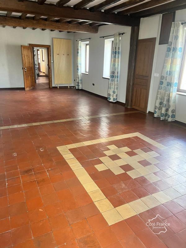 Maison de village - 180 m² - 7 pièces