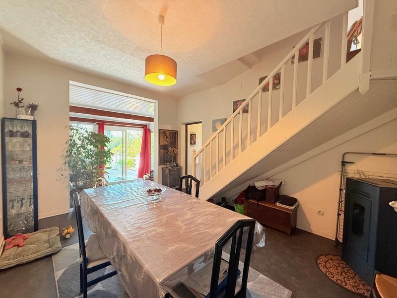 Maison - 191 m² - 9 pièces