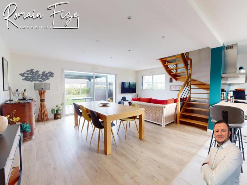 Pavillon - 111 m² - 4 pièces