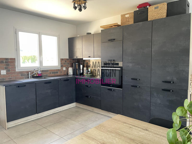 Maison - 110 m² - 5 pièces