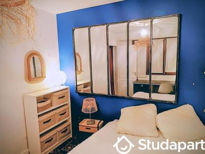 Chambre - 11 m² - 1 pièce