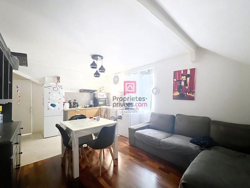 Maison - 200 m² - 13 pièces