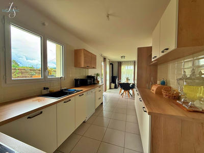 Maison - 97 m² - 4 pièces