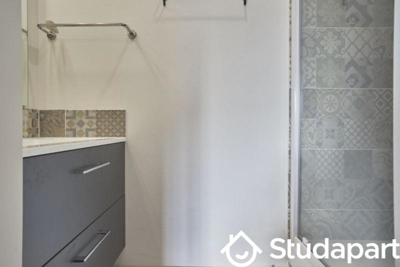 Chambre - 16 m² - 1 pièce