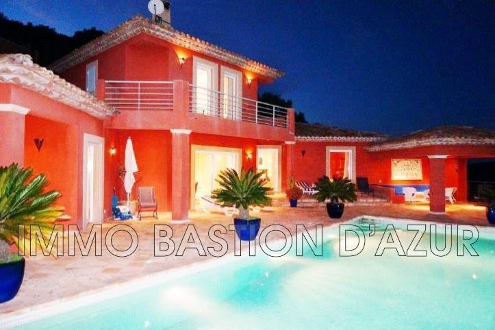 Villa - 270 m² - 8 pièces