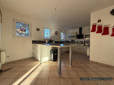 Maison - 160 m² - 5 pièces