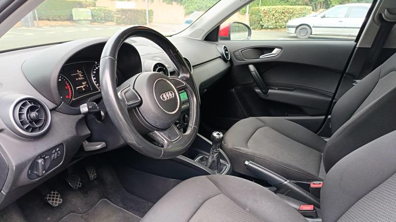 Audi A1 sportback 1.4 Tdi 90 ultra .