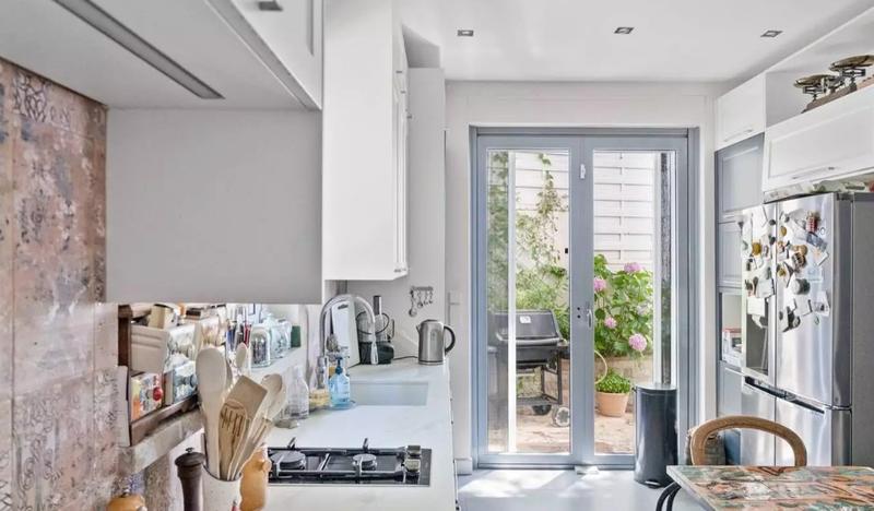 Villa - 240 m² - 6 pièces