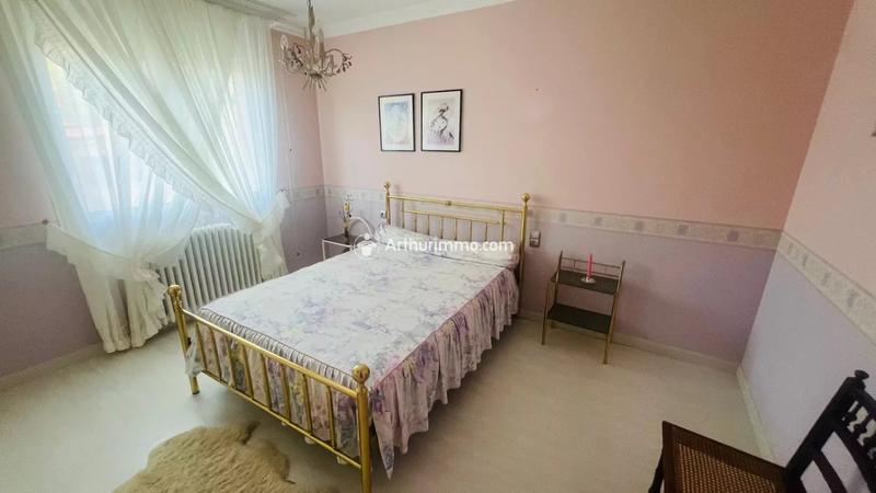 Maison - 137 m² - 6 pièces