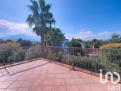 Maison - 102 m² - 3 pièces