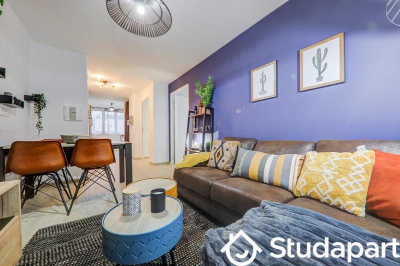 Chambre - 11 m² - 1 pièce