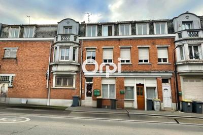 Immeuble - 187 m² - 10 pièces