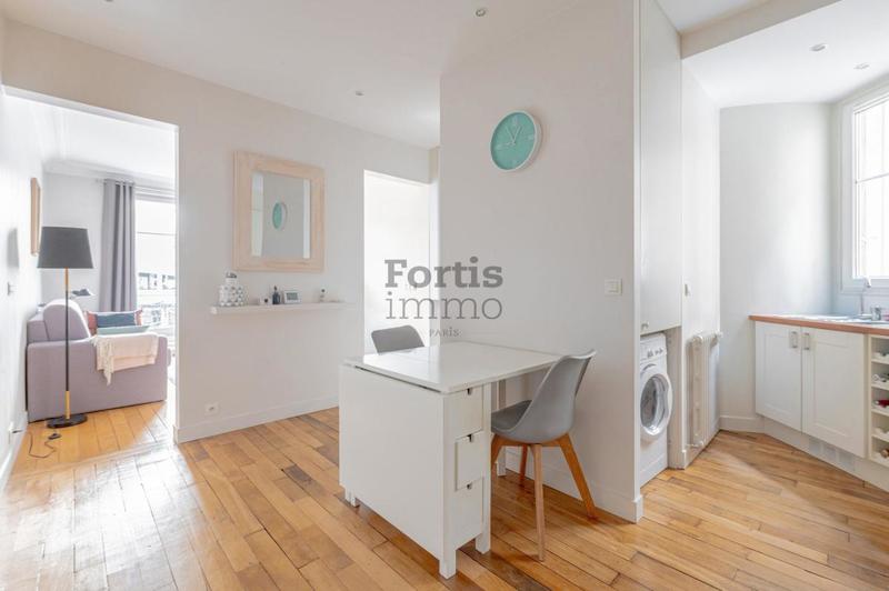 Appartement ancien - 57 m² - 3 pièces