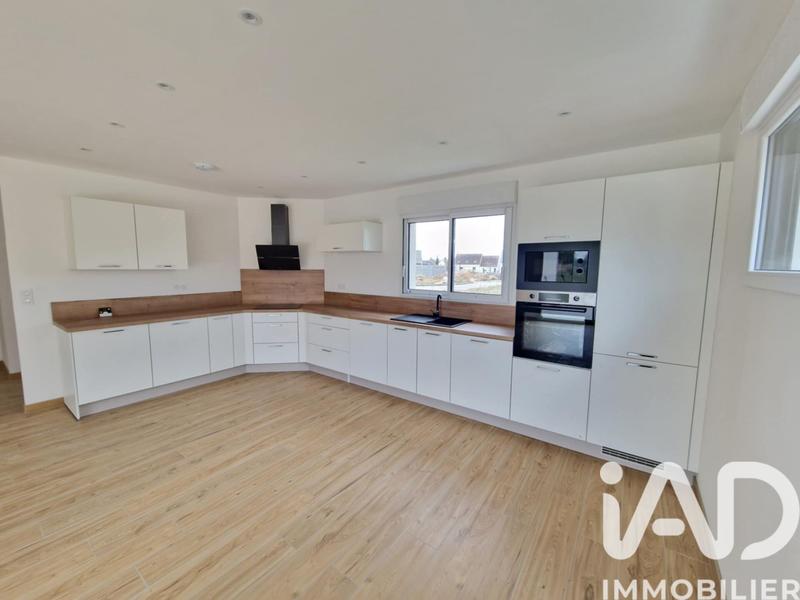 Maison - 102 m² - 5 pièces