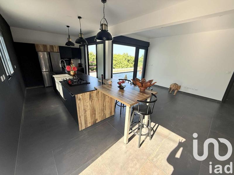 Maison - 146 m² - 5 pièces