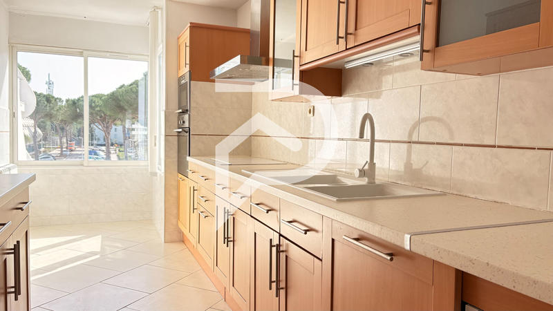 Appartement - 97 m² - 4 pièces