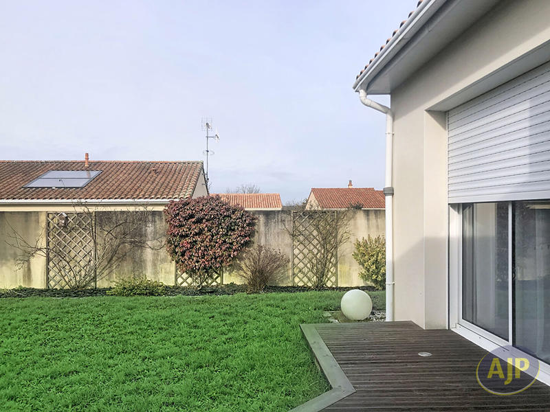 Maison - 161 m² - 7 pièces