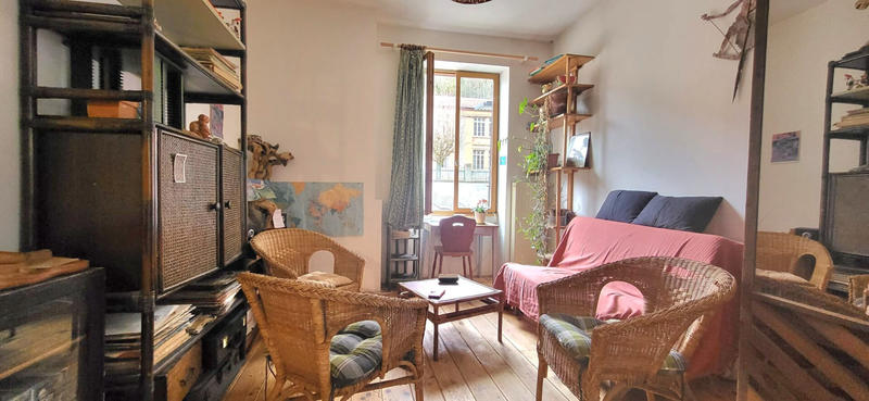 Immeuble - 180 m² - 15 pièces