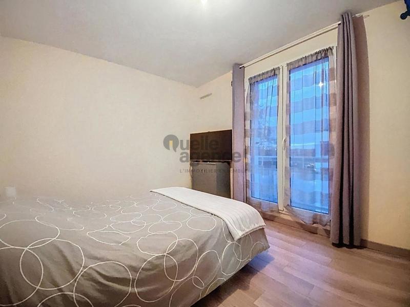 Appartement - 80 m² - 3 pièces