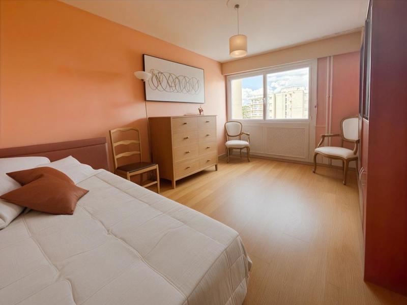 Appartement - 102 m² - 4 pièces