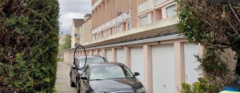 Parking / Garage - 12 m²