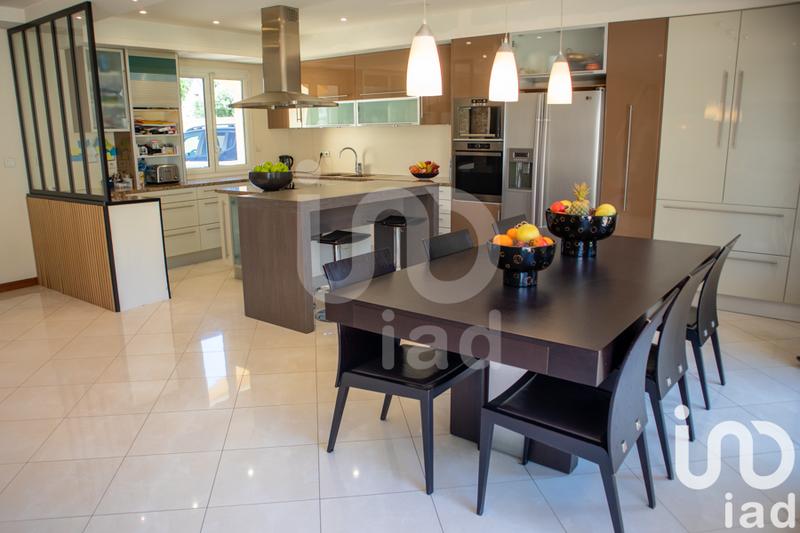 Maison - 149 m² - 6 pièces