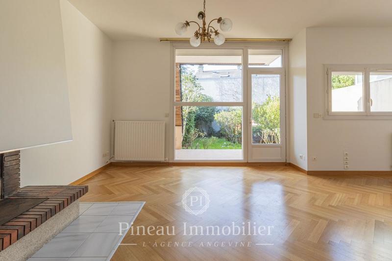 Maison - 103 m² - 5 pièces