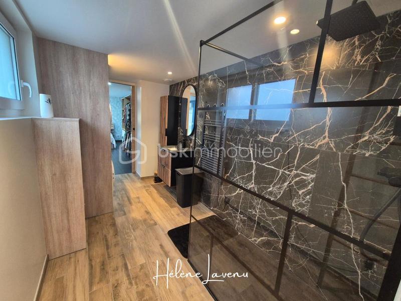 Pavillon - 128 m² - 5 pièces