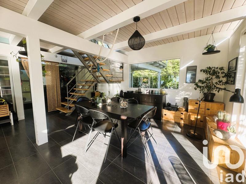 Maison - 140 m² - 4 pièces