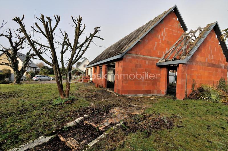 Maison traditionnelle - 163 m² - 2 pièces