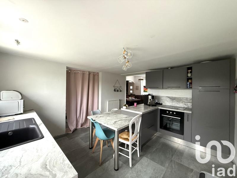 Maison - 98 m² - 5 pièces