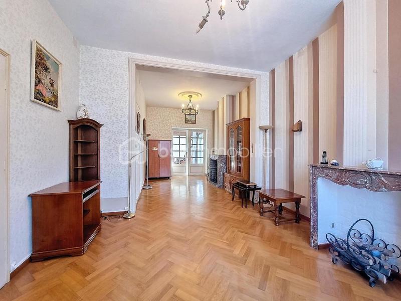 Maison - 178 m² - 8 pièces