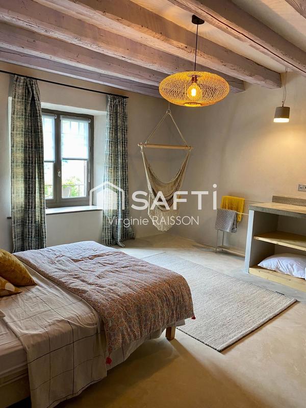 Appartement - 245 m² - 8 pièces