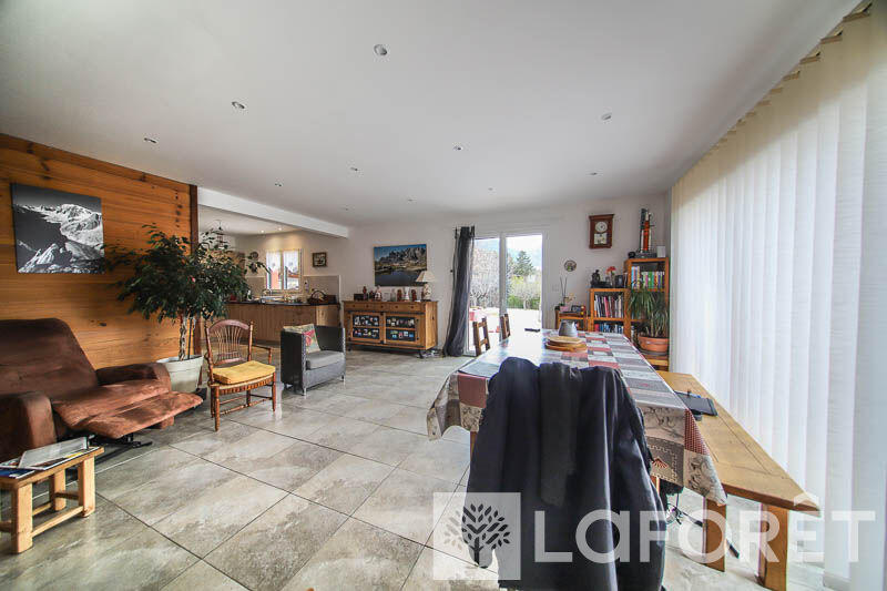 Maison - 117 m² - 4 pièces