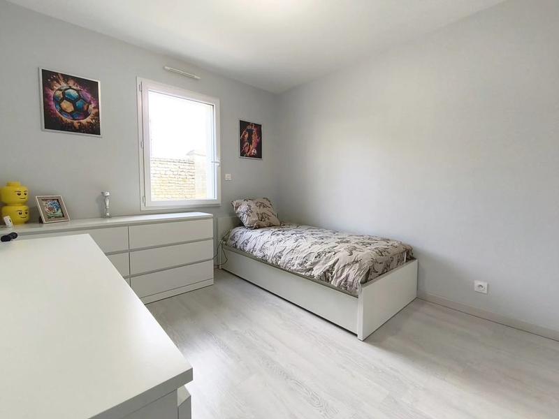 Pavillon - 100 m² - 5 pièces