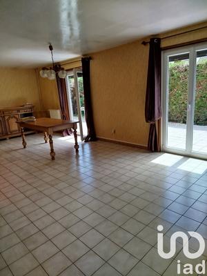 Maison - 97 m² - 5 pièces