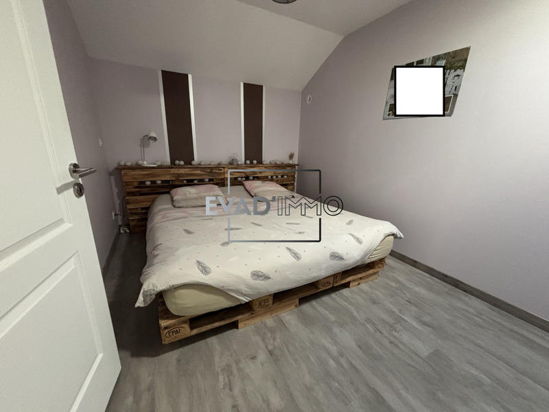 Maison - 233 m² - 7 pièces