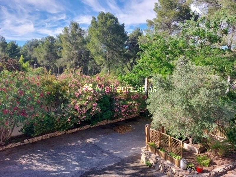 Villa - 193 m² - 6 pièces