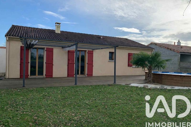 Maison - 99 m² - 5 pièces