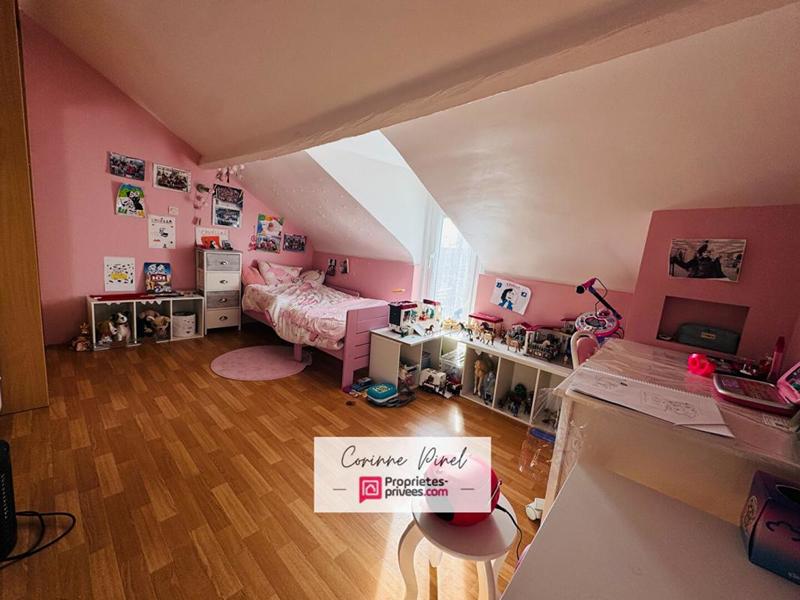 Maison - 151 m² - 6 pièces