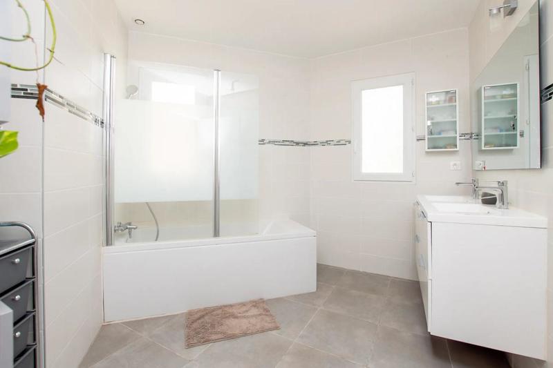 Maison - 125 m² - 4 pièces