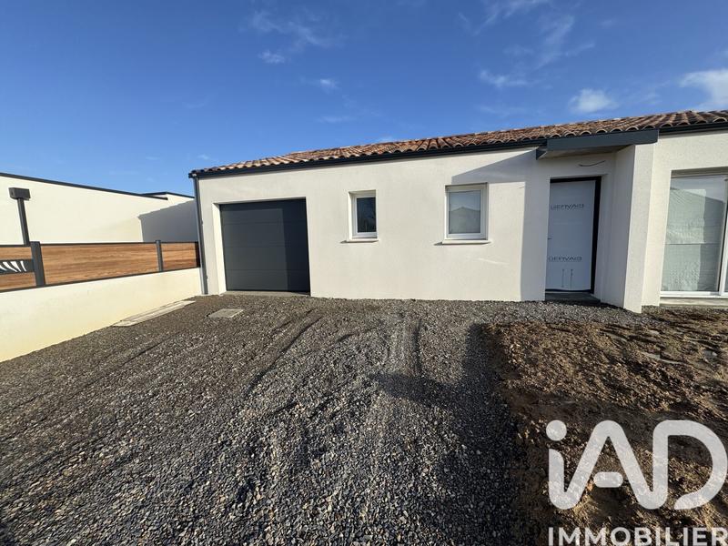 Maison - 96 m² - 5 pièces