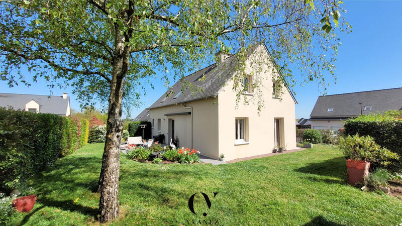 Maison - 124 m² - 8 pièces