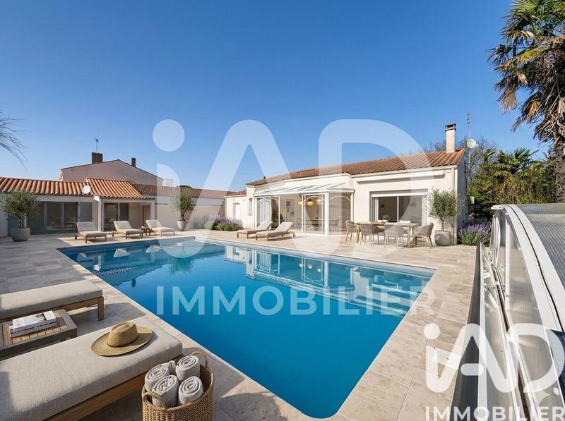 Maison - 187 m² - 7 pièces