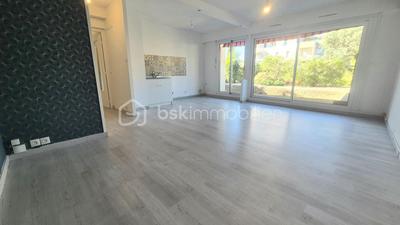 Appartement - 56 m² - 3 pièces