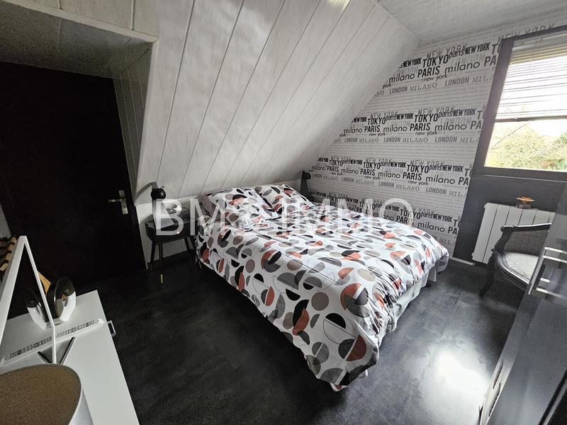 Maison - 268 m² - 10 pièces