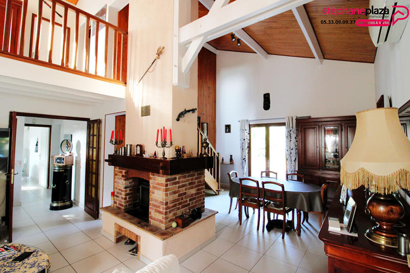 Maison - 120 m² - 5 pièces