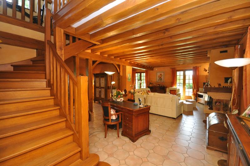 Maison - 296 m² - 8 pièces