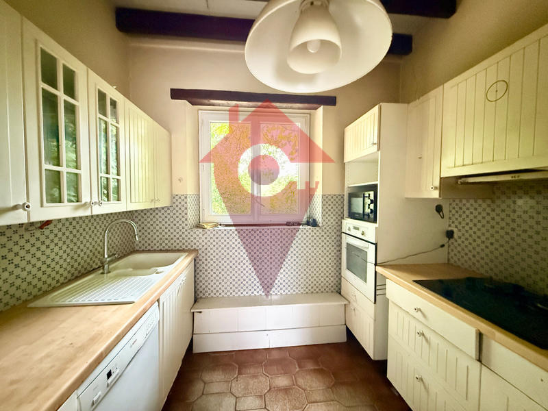 Maison - 180 m² - 4 pièces