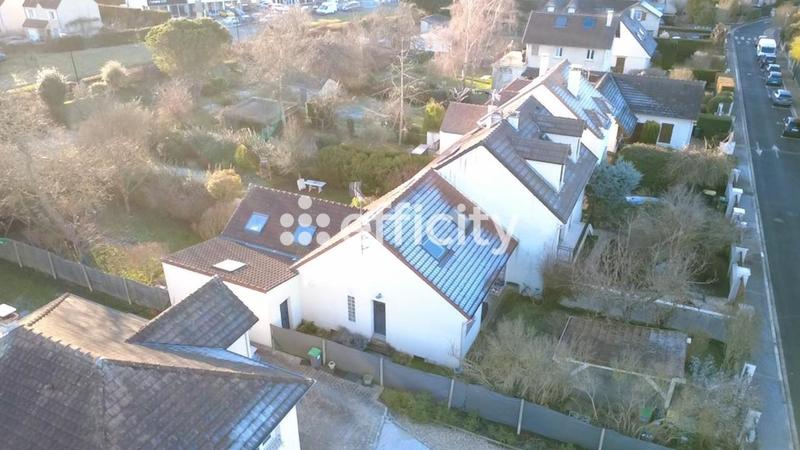 Maison - 134 m² - 6 pièces